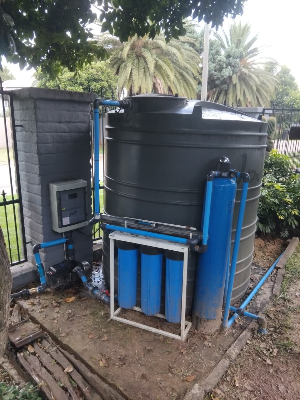 Extreme Borehole Drilling & Repairs rig on-site near Hartbeespoort
